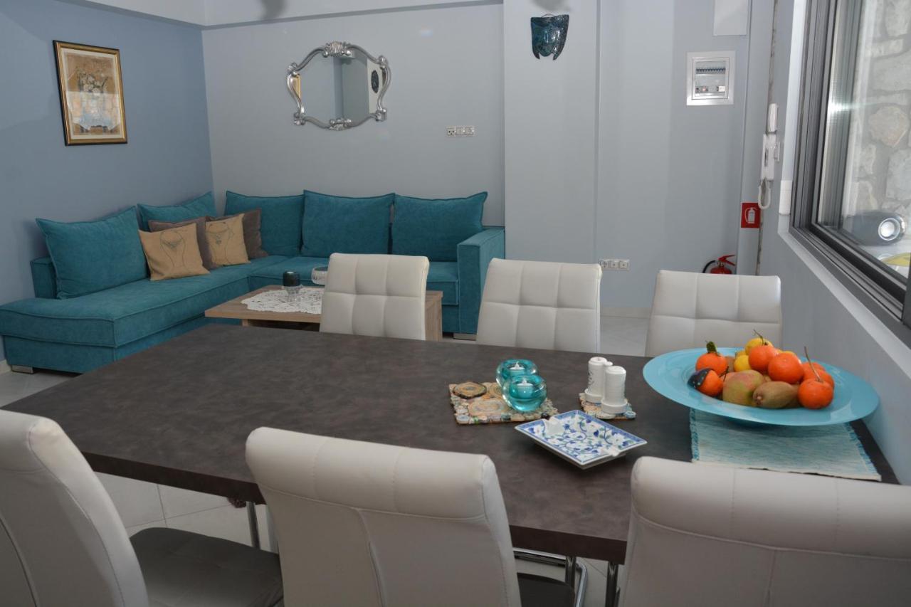 Pegasus Sea View Luxury Apartments เนอาวรัสนา ภายนอก รูปภาพ